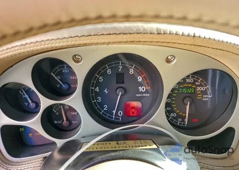 2003 Ferrari 360 Spider z USA, uszkodzony, nr VIN ZFFYT53A230133800